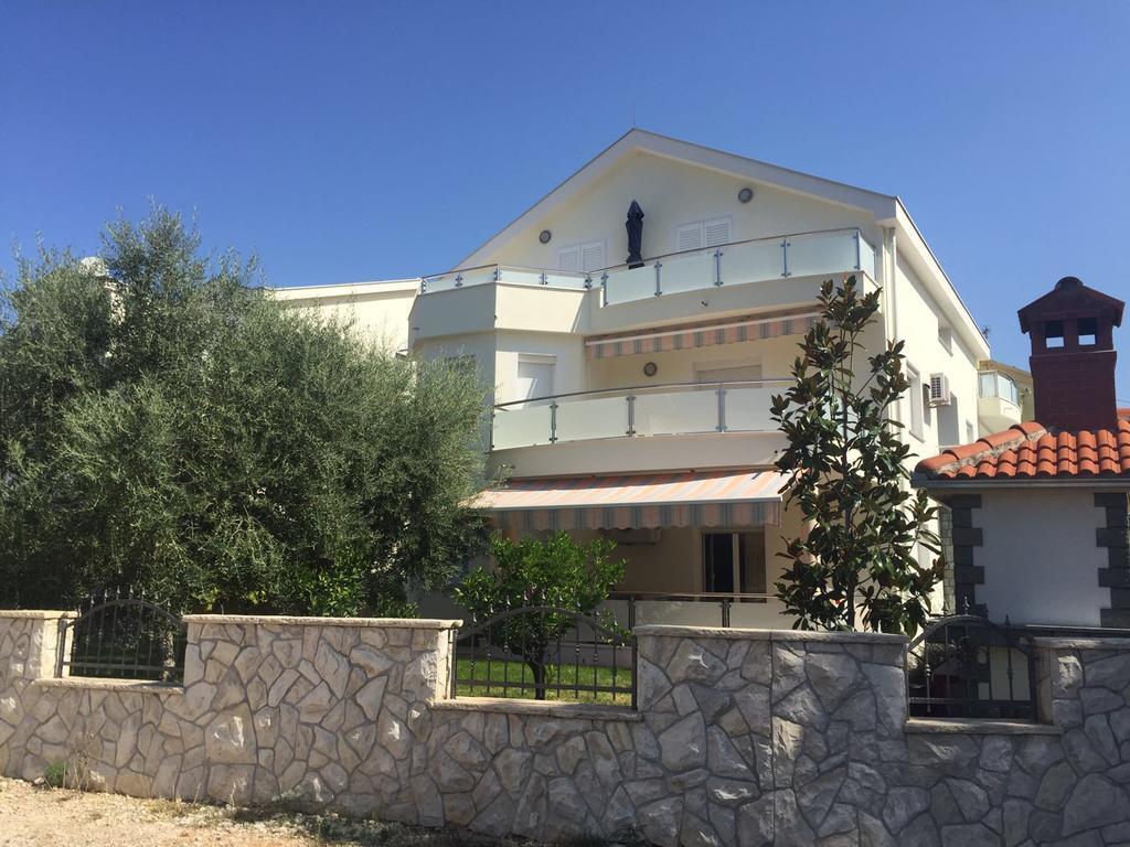 Apartments Dumancic Biograd Na Moru Exteriör bild
