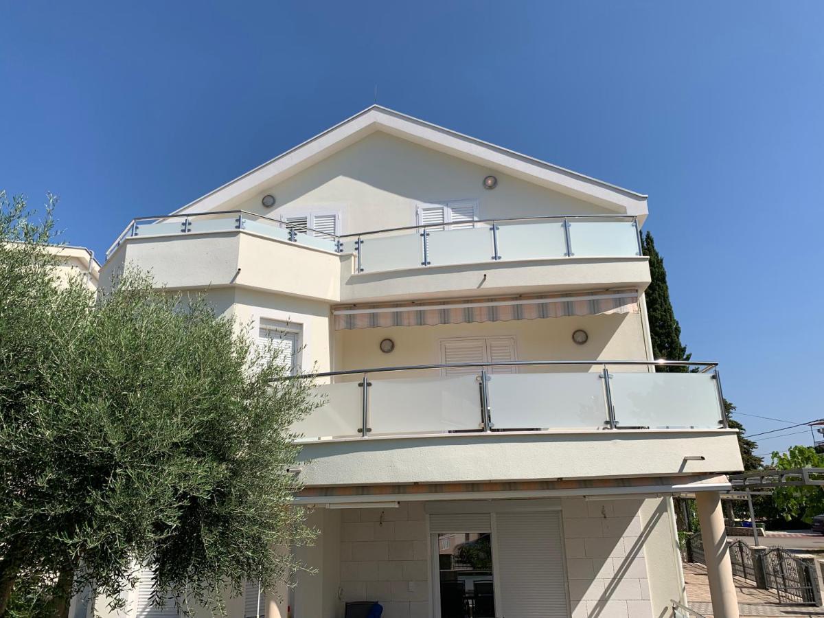 Apartments Dumancic Biograd Na Moru Exteriör bild