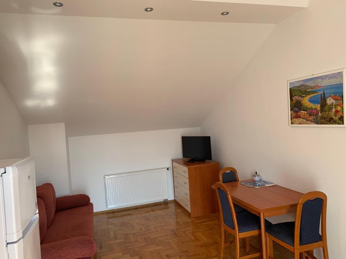 Apartments Dumancic Biograd Na Moru Exteriör bild