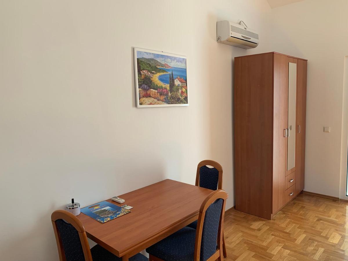 Apartments Dumancic Biograd Na Moru Exteriör bild