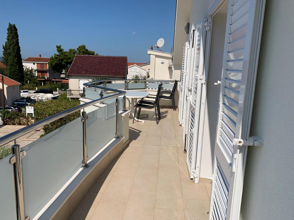 Apartments Dumancic Biograd Na Moru Exteriör bild