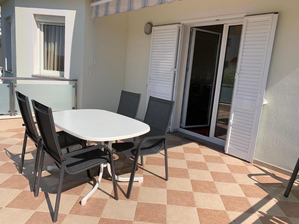 Apartments Dumancic Biograd Na Moru Exteriör bild