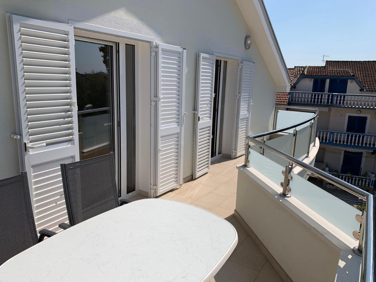 Apartments Dumancic Biograd Na Moru Exteriör bild