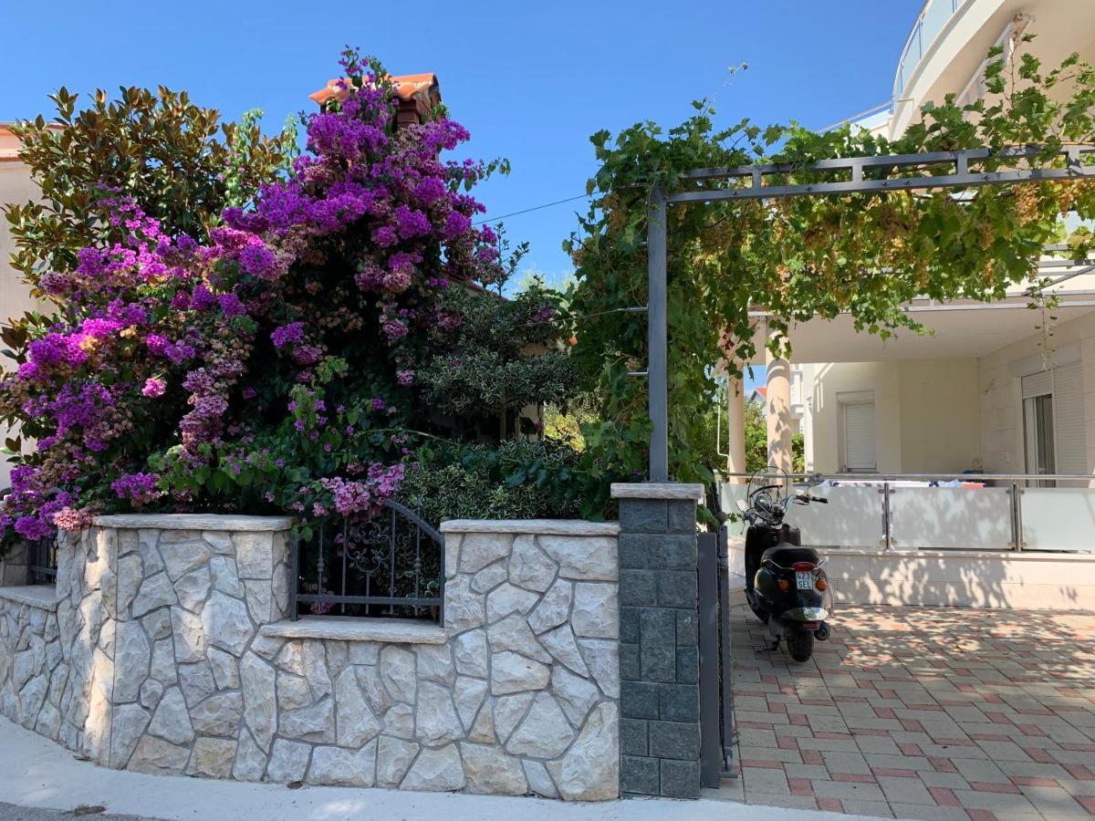 Apartments Dumancic Biograd Na Moru Exteriör bild